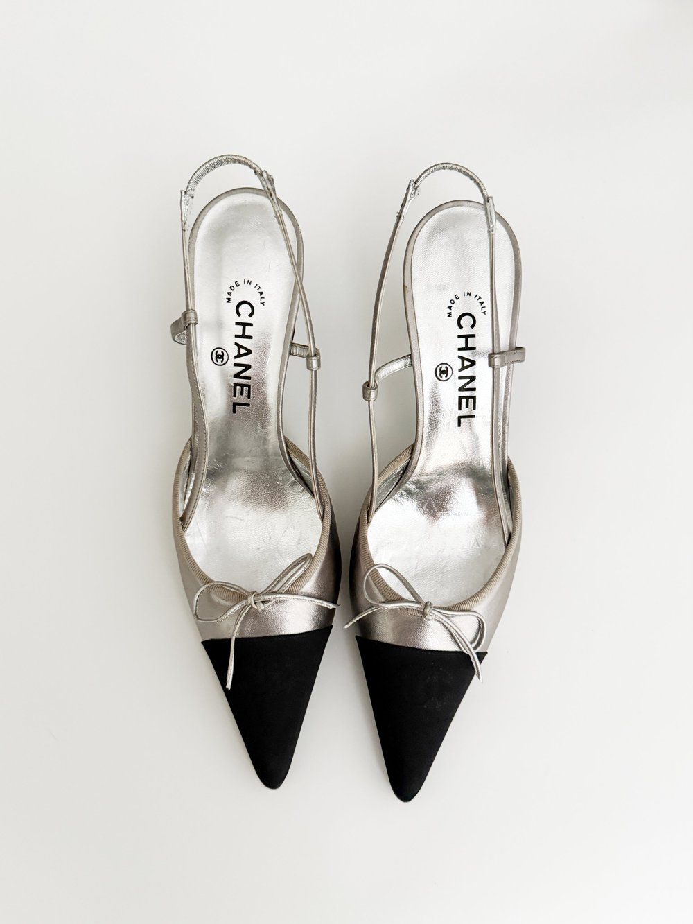 靴 Vintage Chanel CC bow heels 39 1/2 Chanel Iconic 